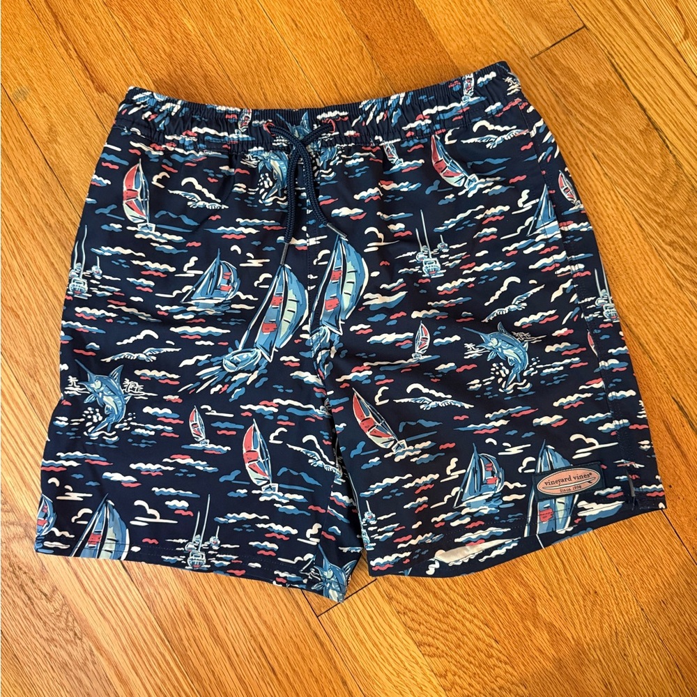 Vineyard Vines Sailboat Print Swim Trunks - Navy and Red